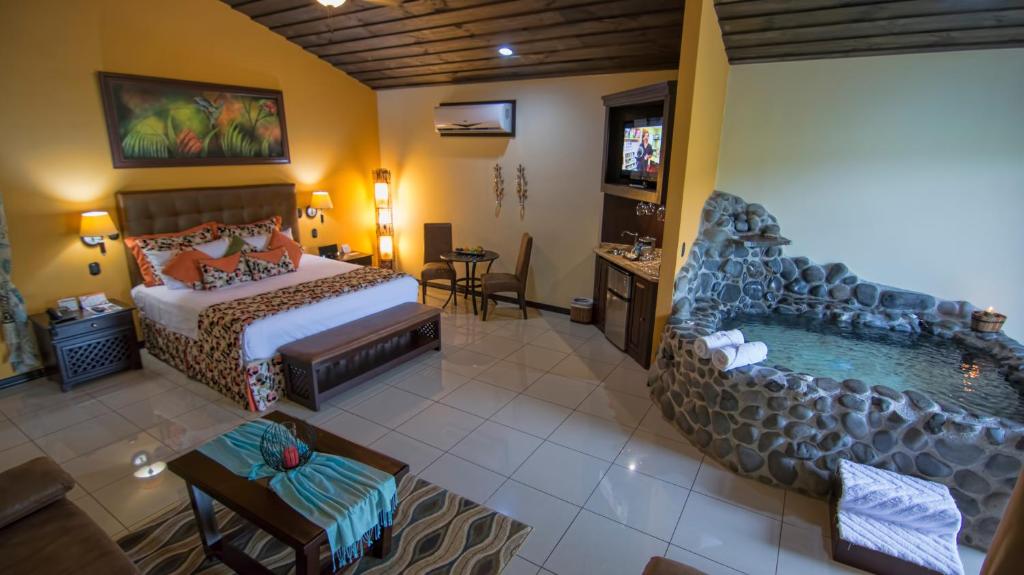 Hotel Arenal Springs Resort and Spa - Image 7