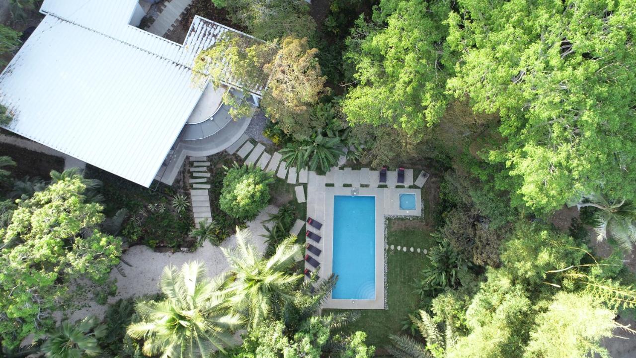 Nya Hotel - Montezuma