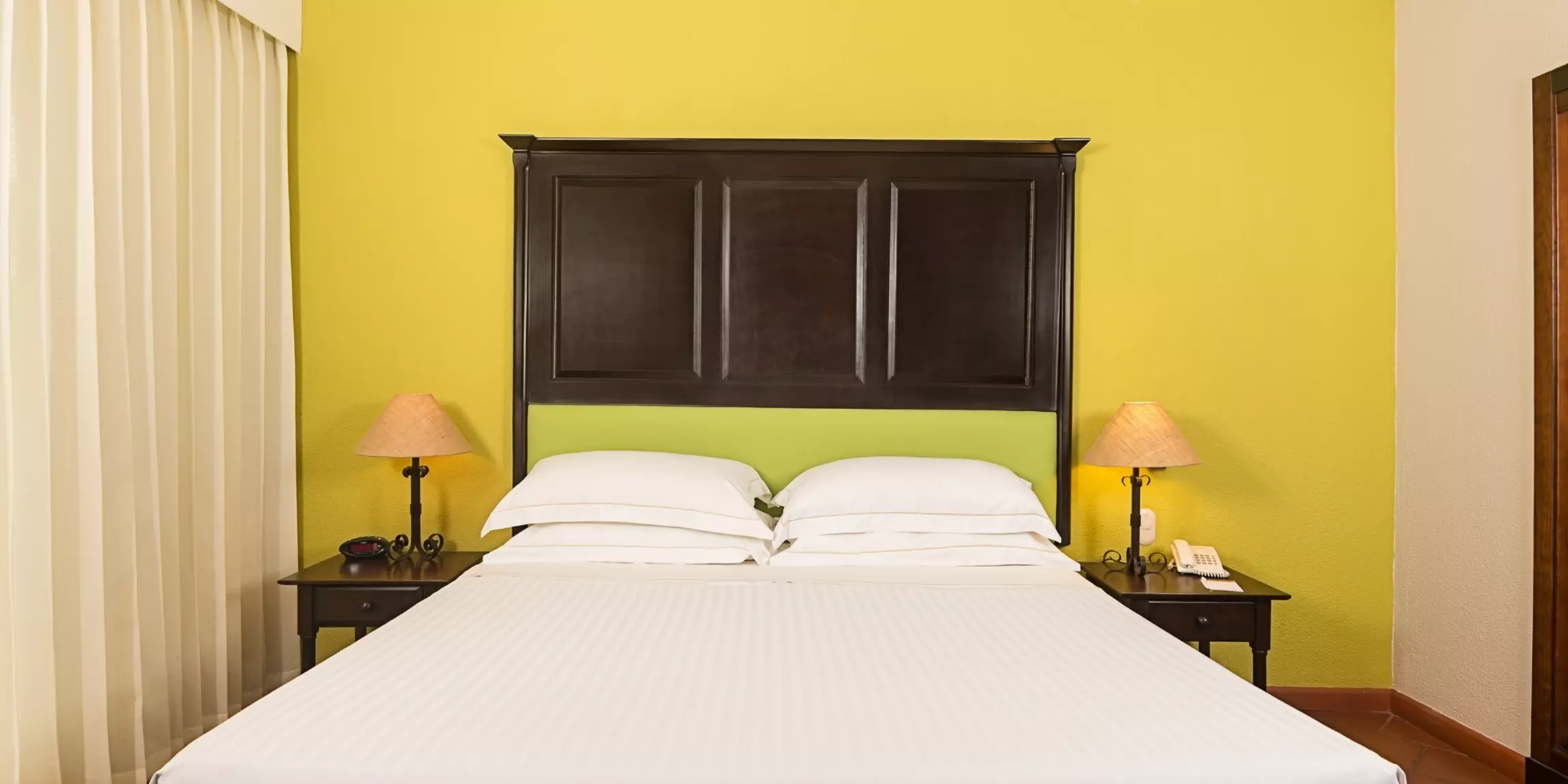 Occidental Papagayo - Adult Only - Image 26