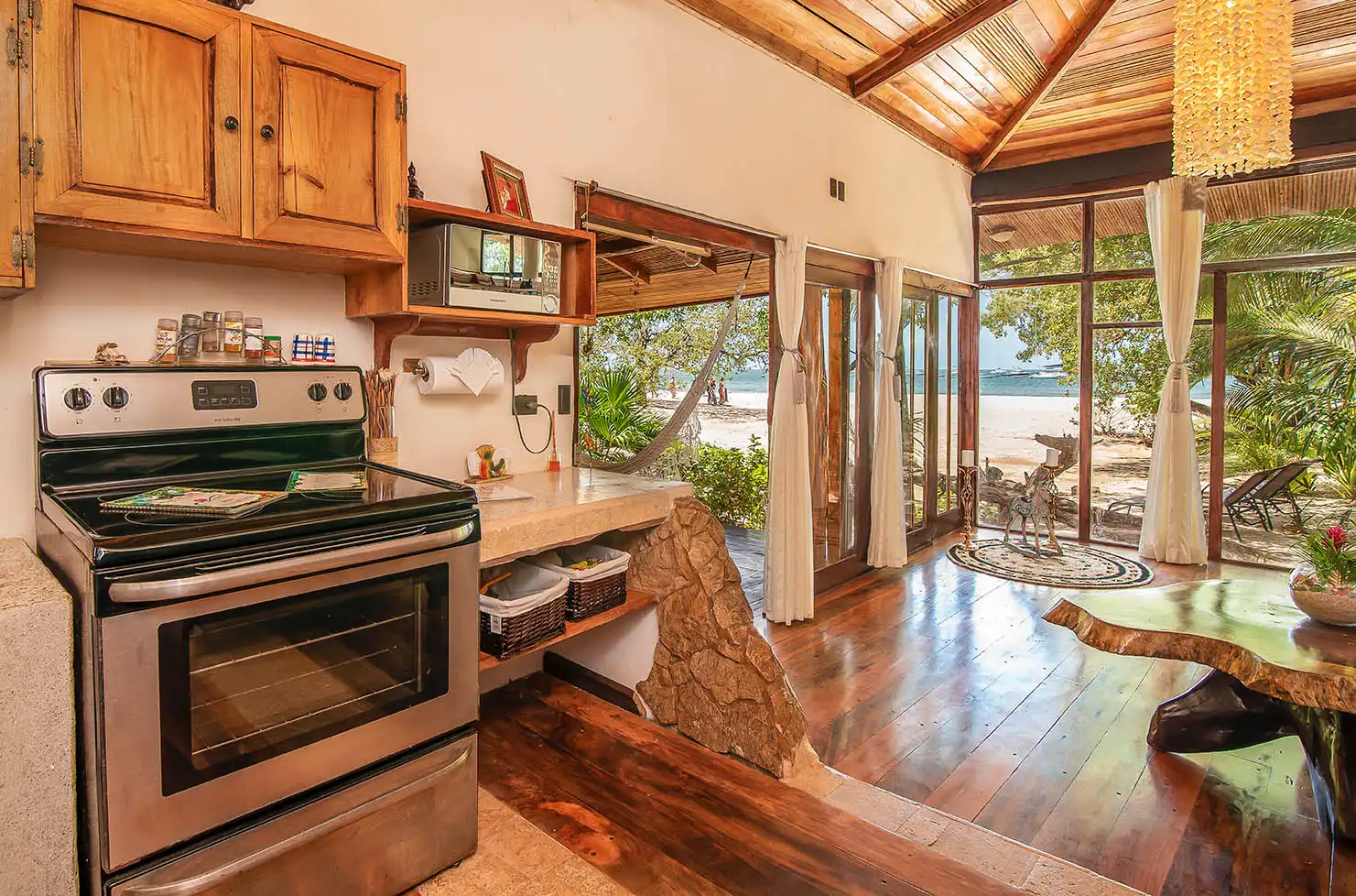 Ocho Artisan Bungalows - Tamarindo - Image 22