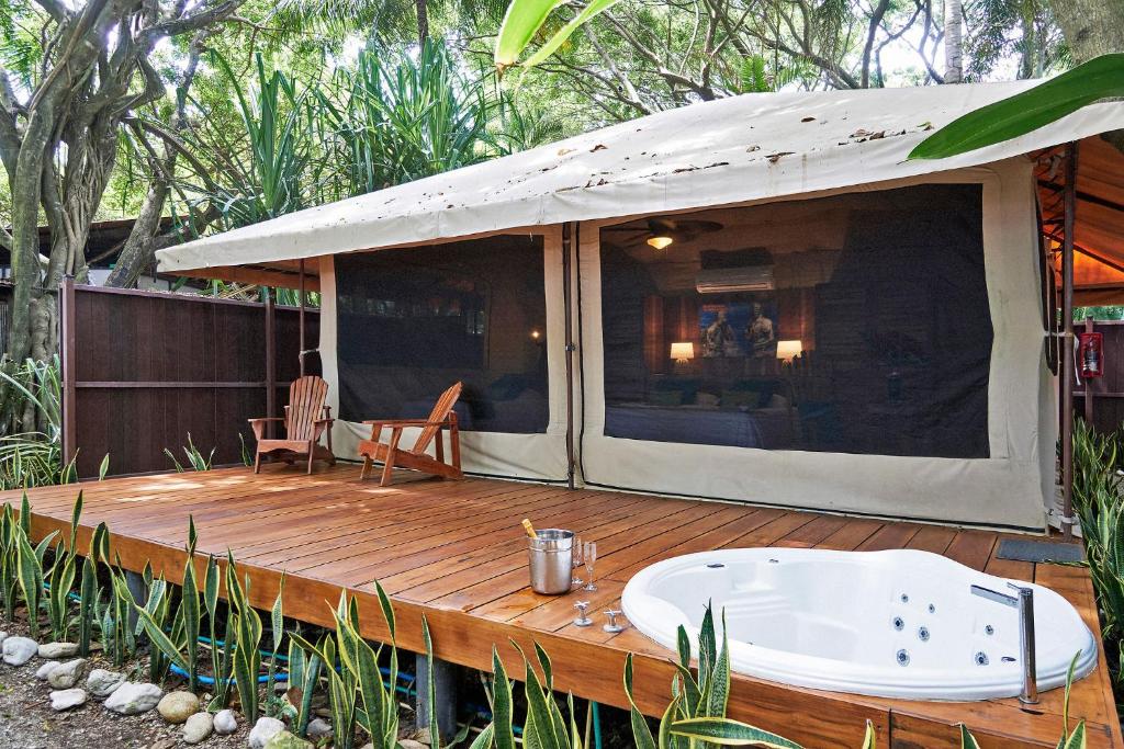 Hotel Tropico Latino - Santa Teresa - Image 15