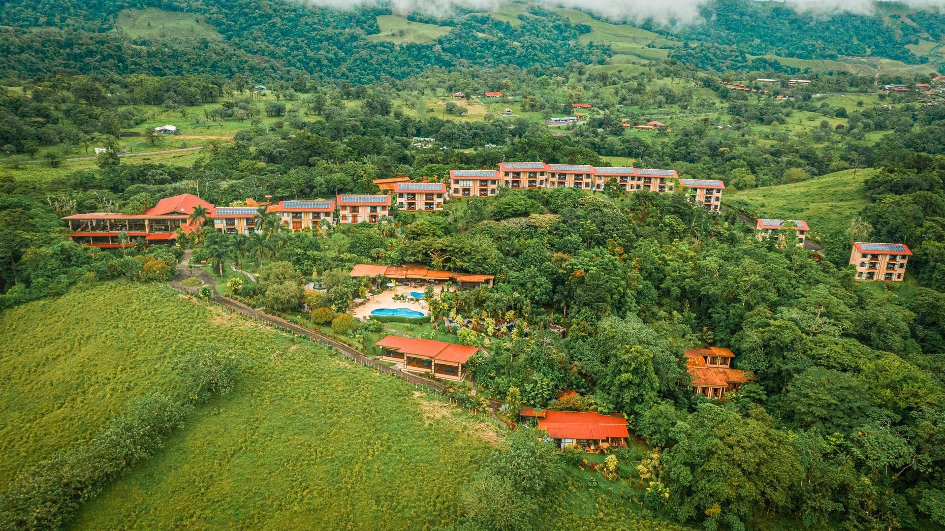 Arenal Kioro Green Luxury - Image 9
