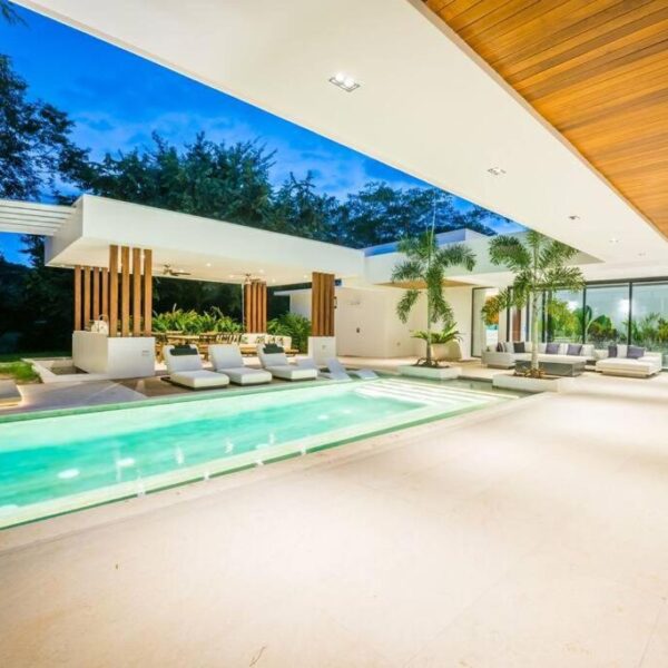 Turtle Luxury Villa - Hacienda Pinilla
