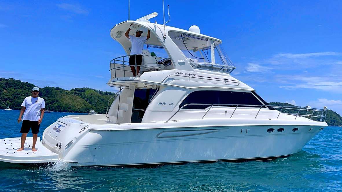 SeaRay 50ft - Playa Herradura - Image 2